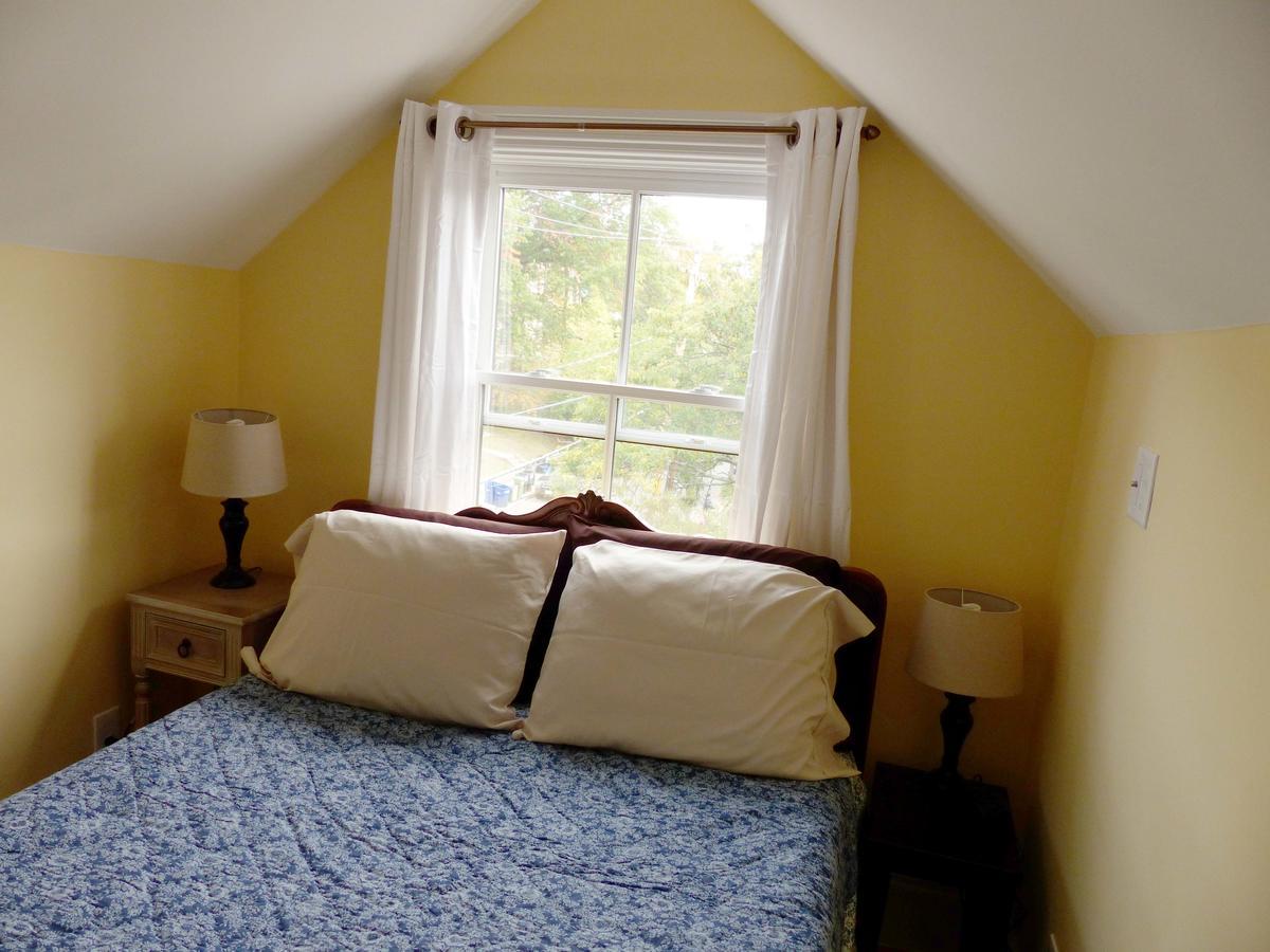 Bed & Breakfast Davis Square *